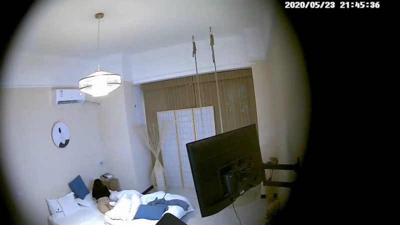 5-23经典酒店偷拍 欲望情侣操逼如吃饭，女神级女友像母狗一样操-老宋小屋