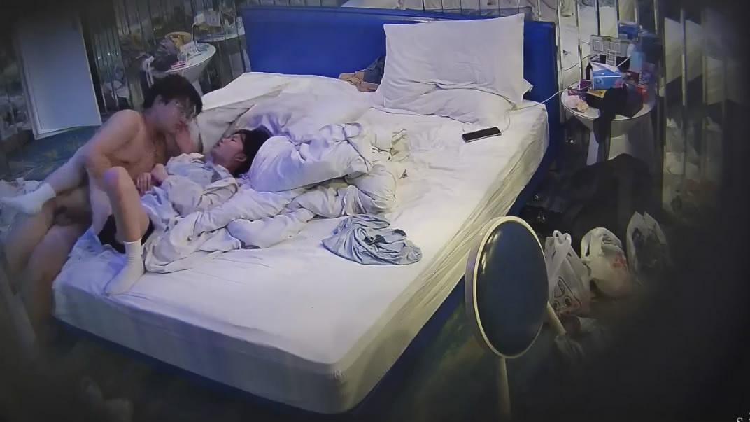 图片[2]-25年5月 酒店偷拍 本月最佳 清纯白袜小裙学生反差婊黑丝学妹和胖男友连续啪啪-老宋小屋