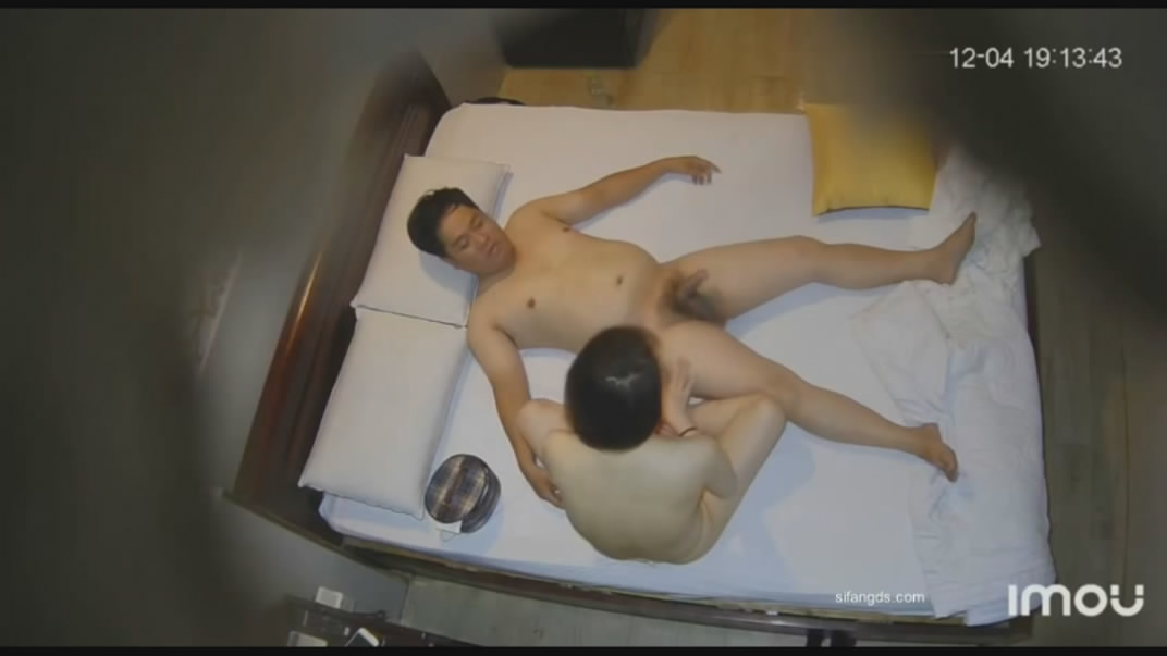 图片[5]-未流出过萤石云酒店摄像头偷拍❤️执法机关制服老哥下班会所找个少妇泄泄火[MP4/353MB]-老宋小屋