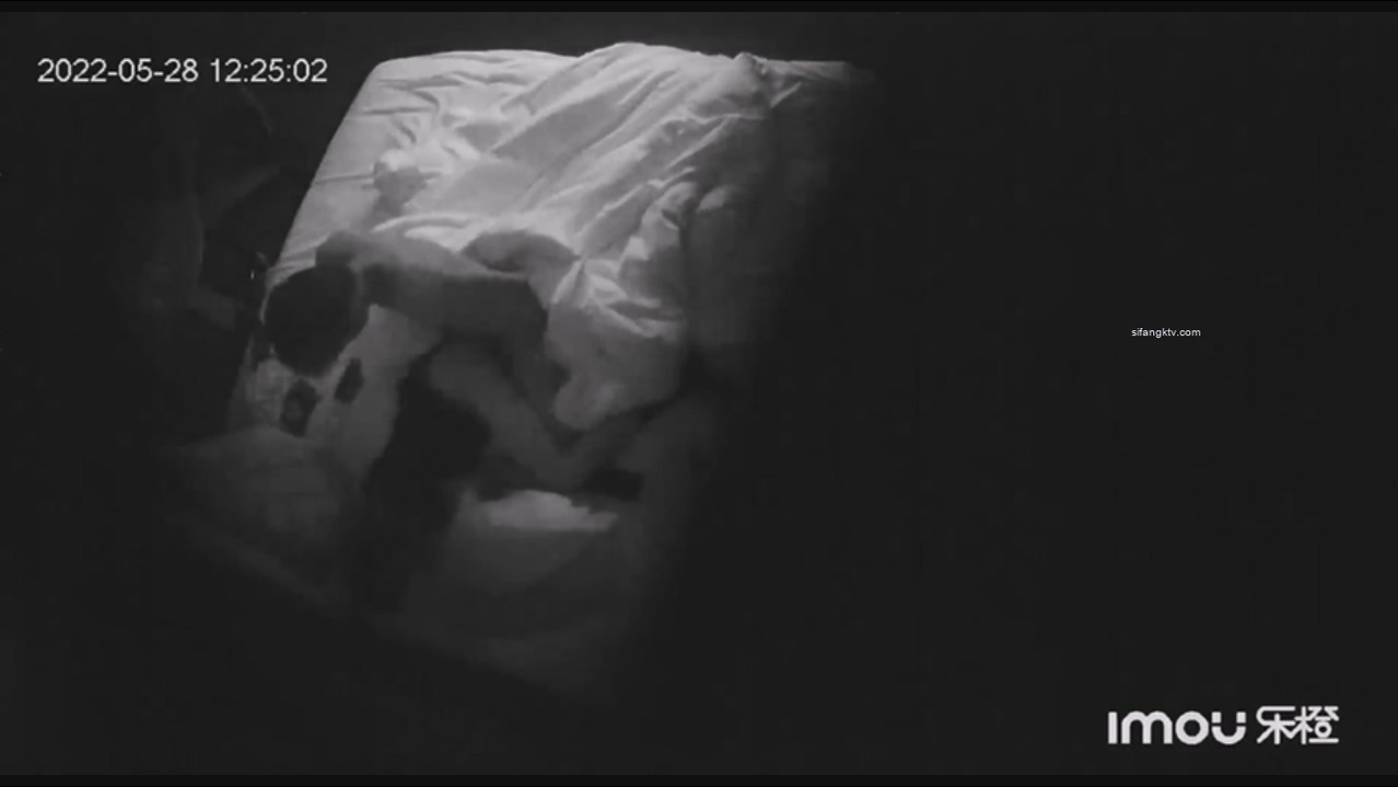 图片[3]-5-28酒店偷拍 学生情侣开房，清纯学妹遭遇暴操，一晚上被干爽了-老宋小屋