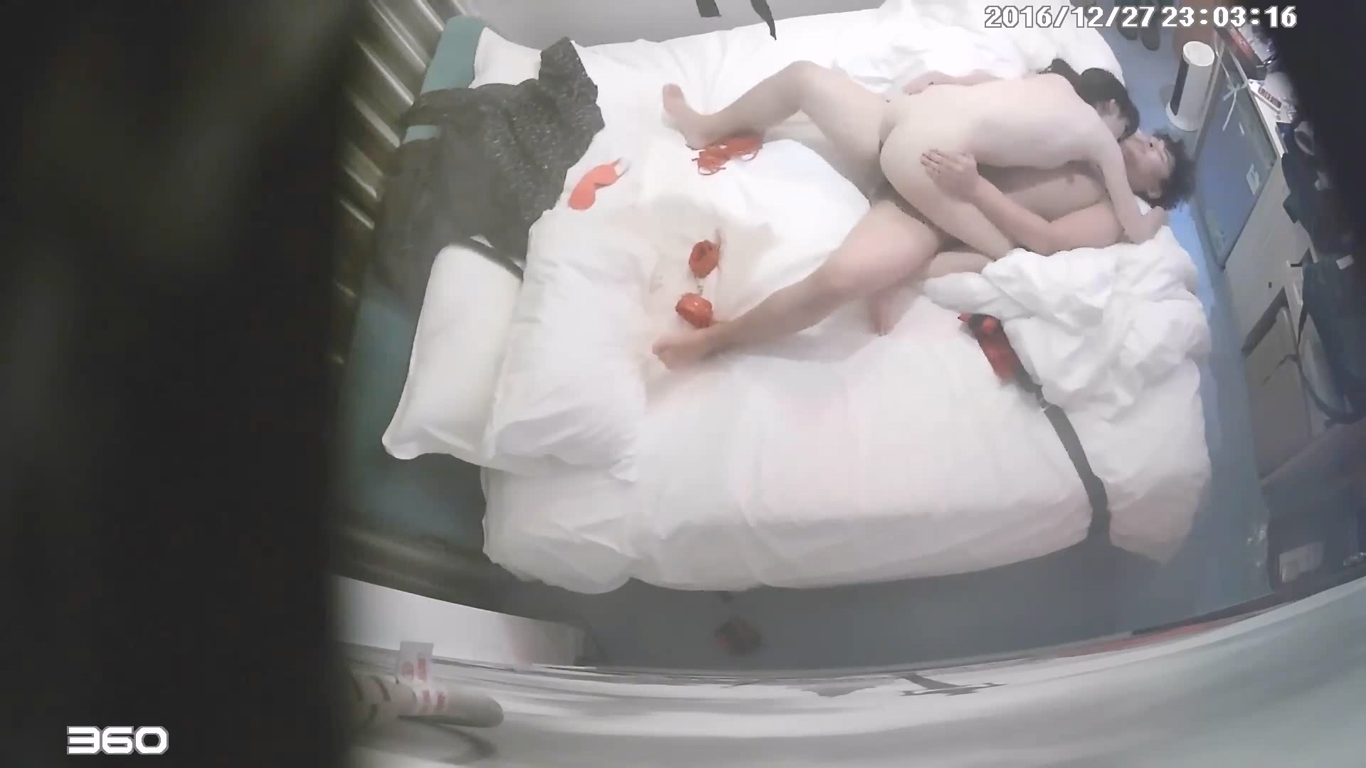 图片[6]-12-27经典酒店偷拍 把女友绑在床上任意蹂躏，骚货被操的很开心-老宋小屋