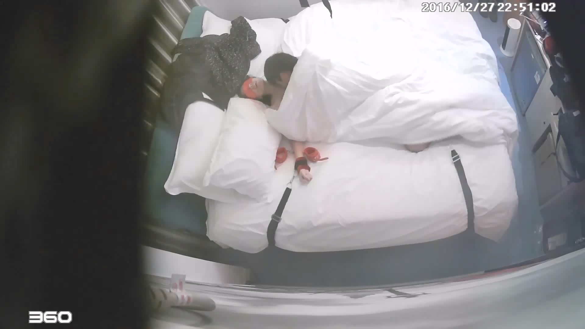 图片[4]-12-27经典酒店偷拍 把女友绑在床上任意蹂躏，骚货被操的很开心-老宋小屋