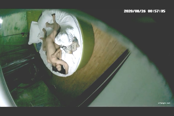 图片[2]-8-25经典酒店偷拍 短发翘臀美女和男友啪啪很卖力，大屁股很吸睛-老宋小屋