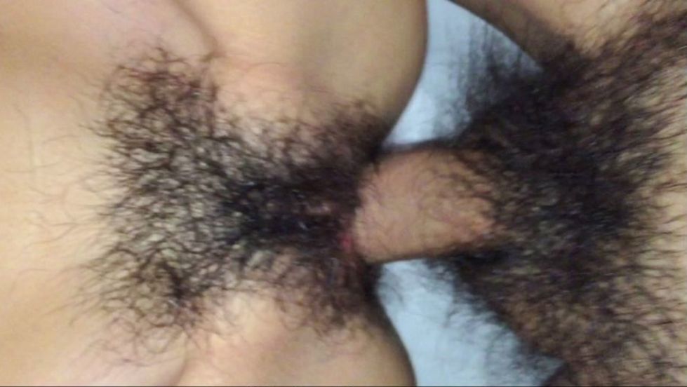 图片[5]-【MP4/401MB】逼小紧致的漂亮美女酒店被鸡巴粗大又长的男友玩弄嫩穴后激烈爆插,包裹的很紧,边干边拍,女说：等…-老宋小屋