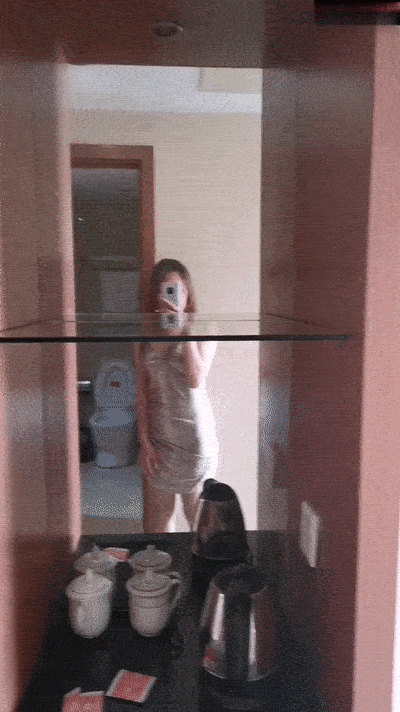 酒店约人妻给粉丝爸爸跪舔 在窗户外面操 操到她受不了-老宋小屋