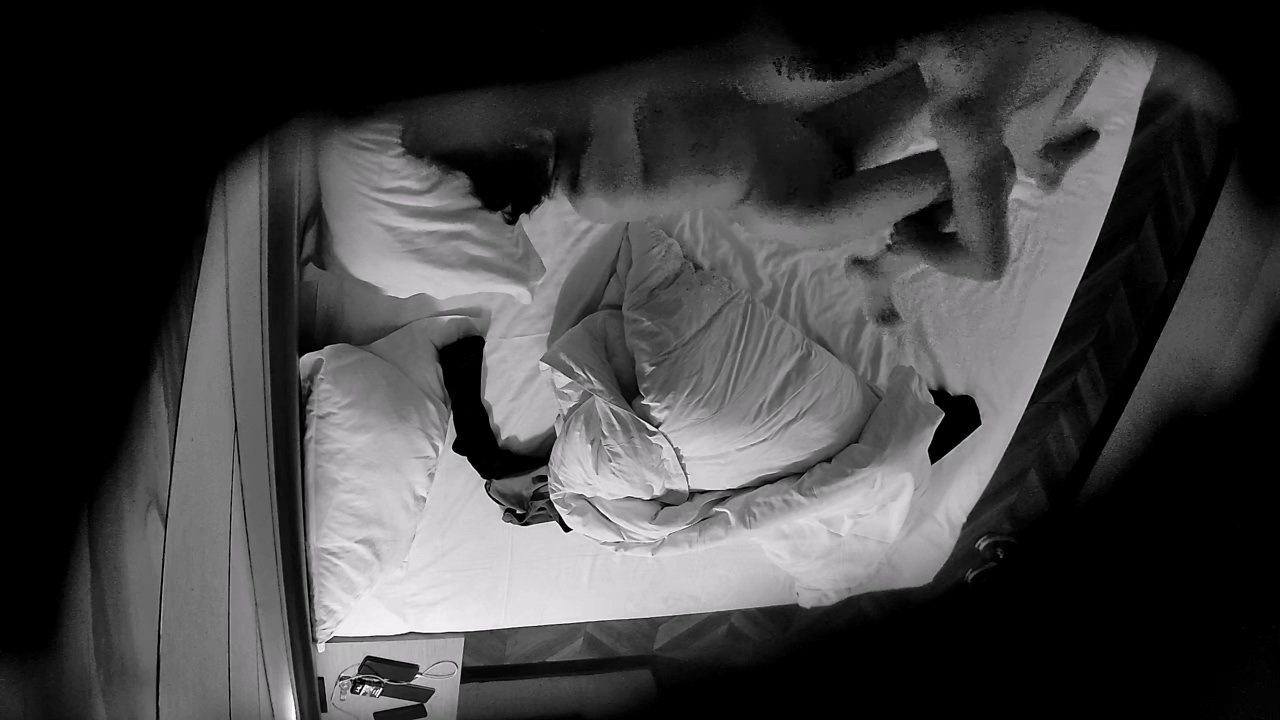 图片[1]-新流出酒店偷拍❤️情侣吵架闹分手 被男友狠狠操一顿就好了哈哈没什么事是操一顿解决不了的-老宋小屋