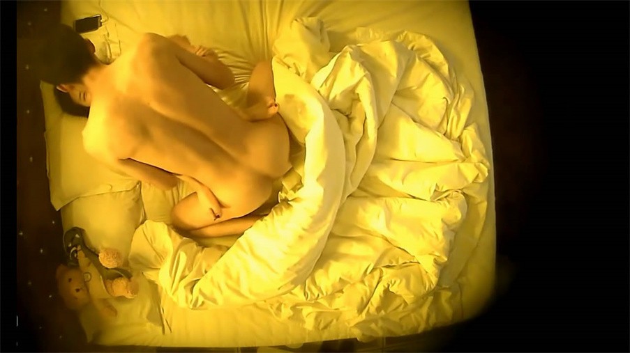 图片[2]-酒店偷拍甄选稀有栖檬酒店俊俏帅哥携校花女友开房啪啪 女孩露出高潮性福的笑-老宋小屋