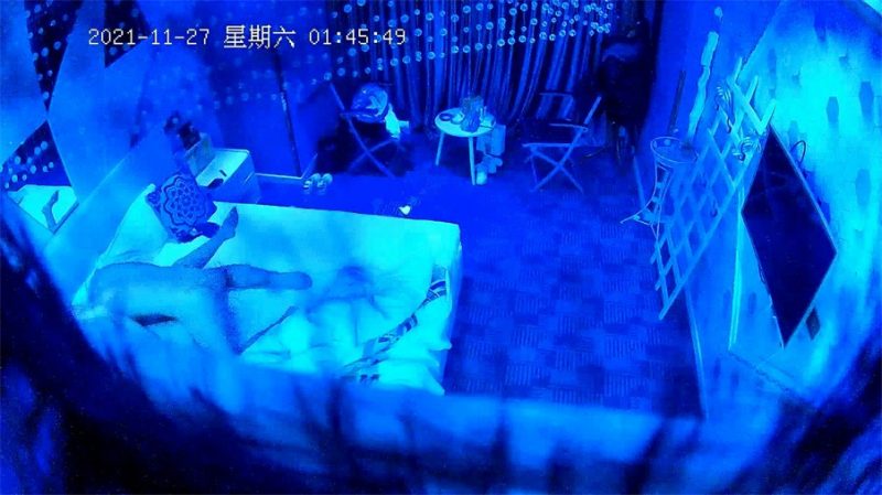 最新解密安防酒店摄像头破产王思聪玩情趣酒店被拍？披肩长发极品身材网红的主动骑乘玩的很嗨-老宋小屋