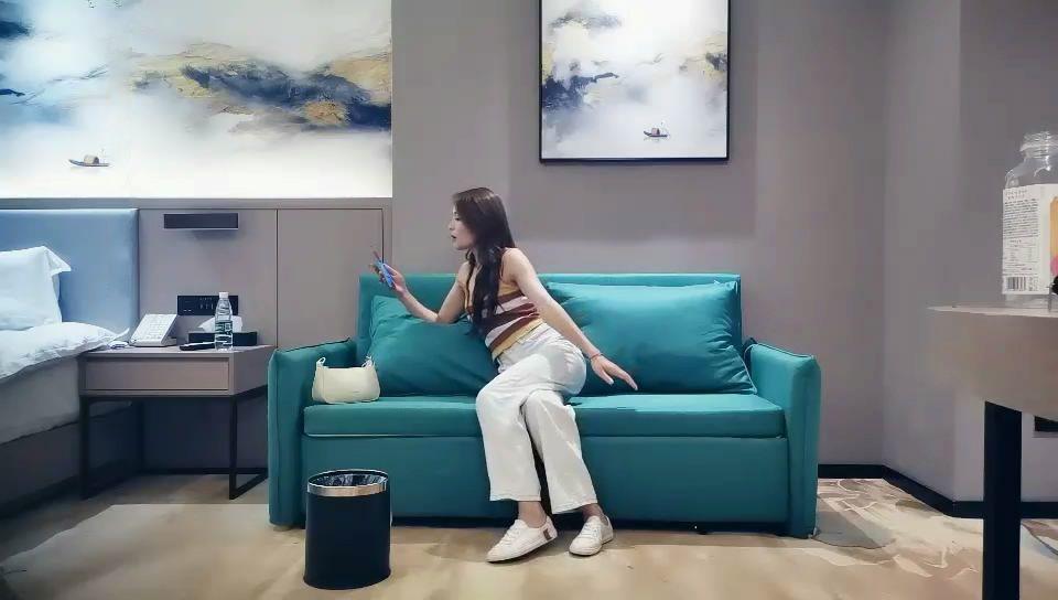 图片[2]-王总酒店2800元约啪御姐范高颜值长腿美女,苗条性感,直接换上情趣黑丝啪啪-老宋小屋