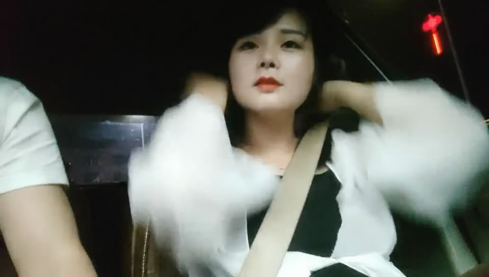 图片[3]-拿下高颜值来大姨妈的良家妹子酒店开房闯红灯把床单都弄脏了-老宋小屋