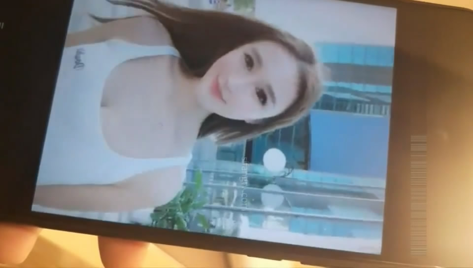 图片[2]-【横扫全国外围女】酒店嫖妓偷拍高颜值网红脸兼职妹露脸口交各种体位啪啪按摩-老宋小屋