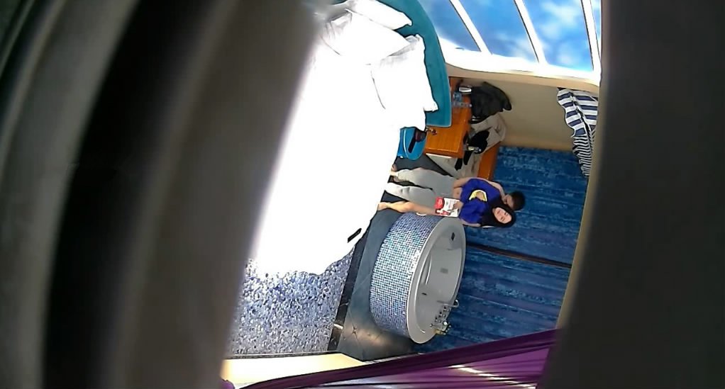 图片[1]-精品酒店新台浴缸房高大壮小伙和丝袜女友开房未能满足还要用工具自慰才能高潮-老宋小屋