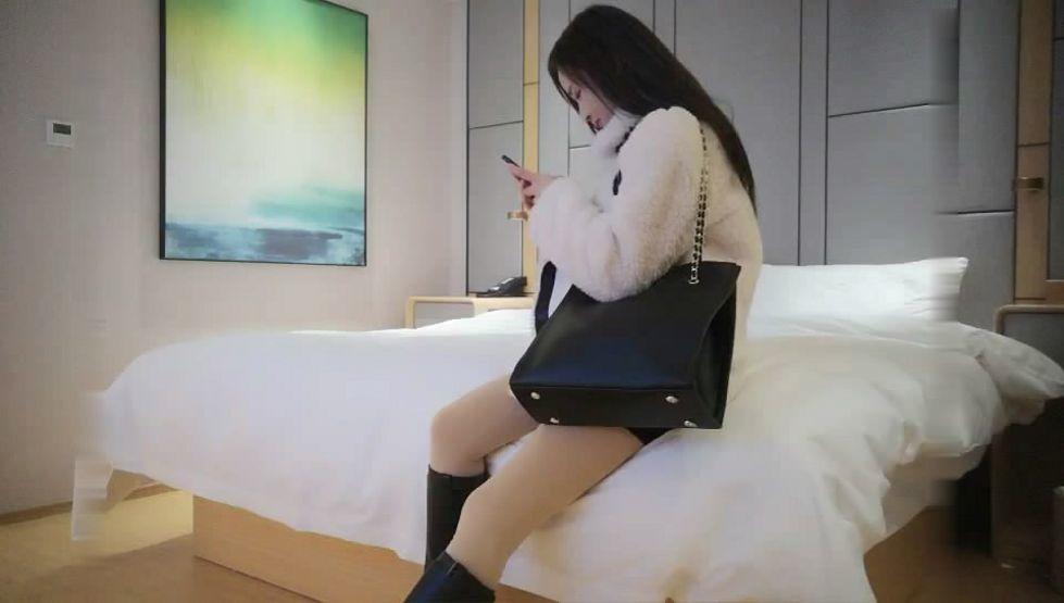 图片[5]-极品外围女酒店啪啪,衣服还没脱就抱起来干-老宋小屋