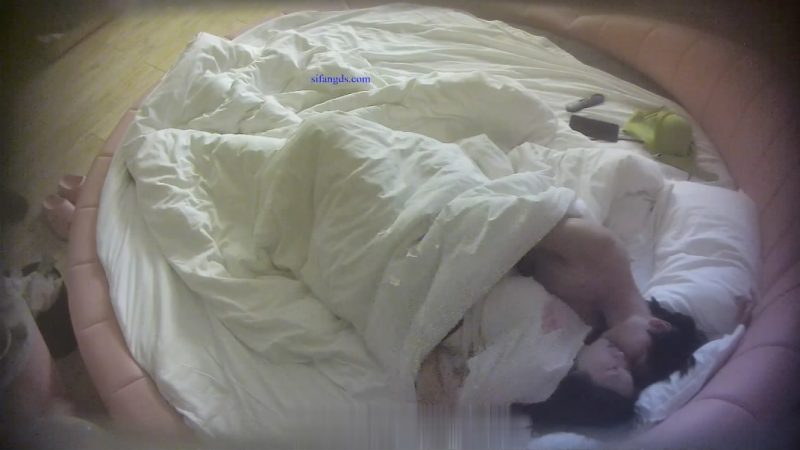 酒店偷拍❤️✅安防精品✅清纯妹妹被男友各种操把学妹操的脚尖都勾起来了-老宋小屋