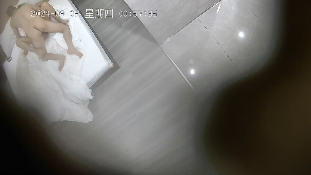 图片[6]-酒店偷拍⏩温婉女孩被体力不足的大哥用手扣爽了娇羞样-老宋小屋