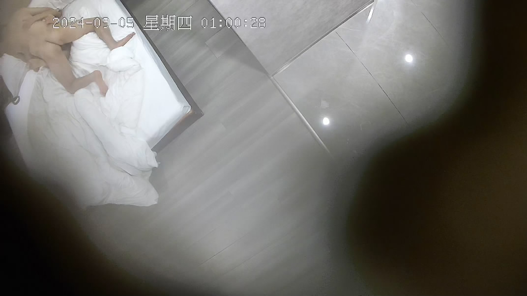 图片[8]-酒店偷拍⏩温婉女孩被体力不足的大哥用手扣爽了娇羞样-老宋小屋