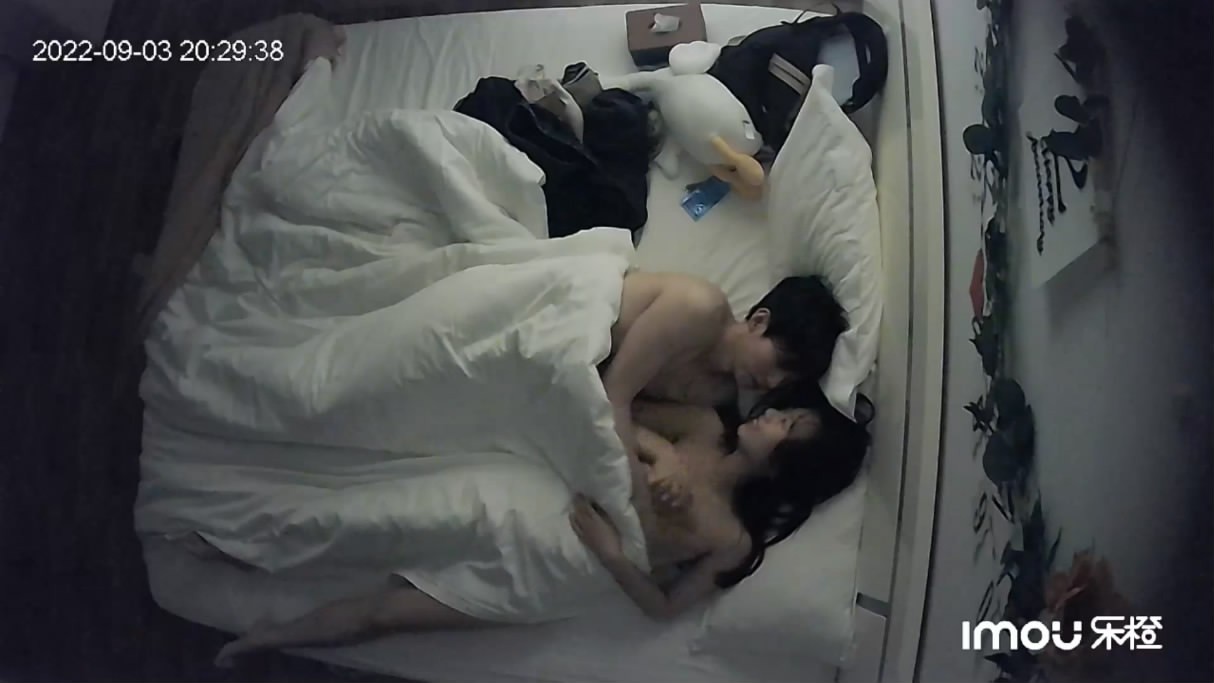 图片[6]-最新流出乐橙酒店摄像头偷拍大学生情侣开学炮超甜美清纯妹子，绝对把你看硬-老宋小屋