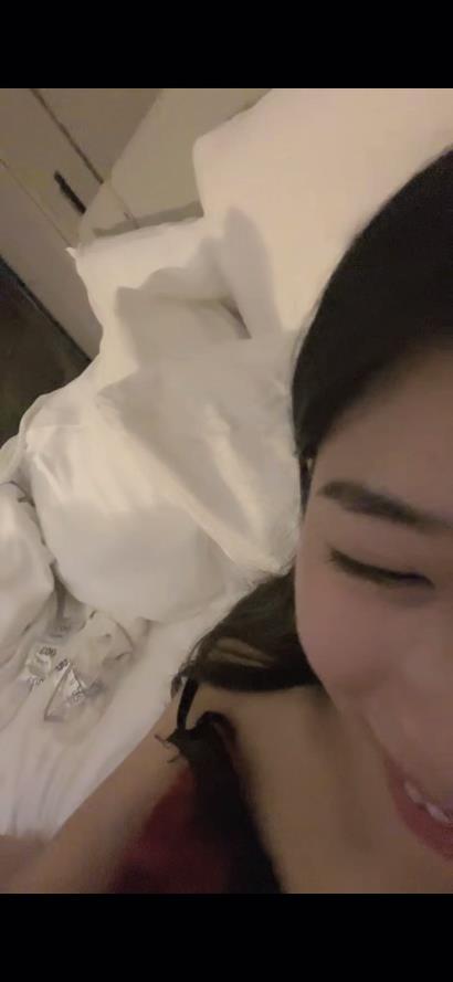 图片[4]-高挑眼镜御姐酒店约个单男手持镜头啪啪做爱拍摄，后入一顿操[MP4/1067MB]-老宋小屋