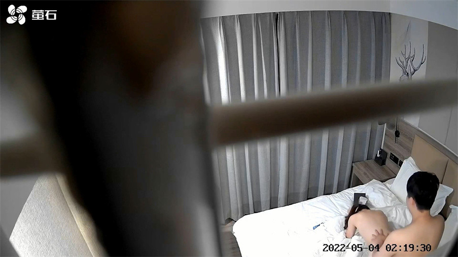 图片[3]-【酒店偷拍❤️未流出精品】白嫩学妹被强悍学长指插玩逼各种姿势狂啪 娇嫩身体被猛烈抽插爆操 真会玩 高清1080P版-老宋小屋