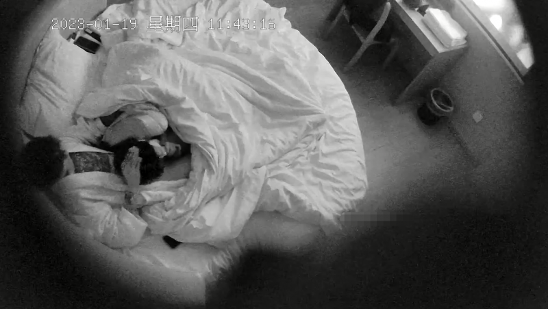 2023-1-19酒店偷拍 学舞的嫩妹身材就是好做爱屁股颤抖-老宋小屋