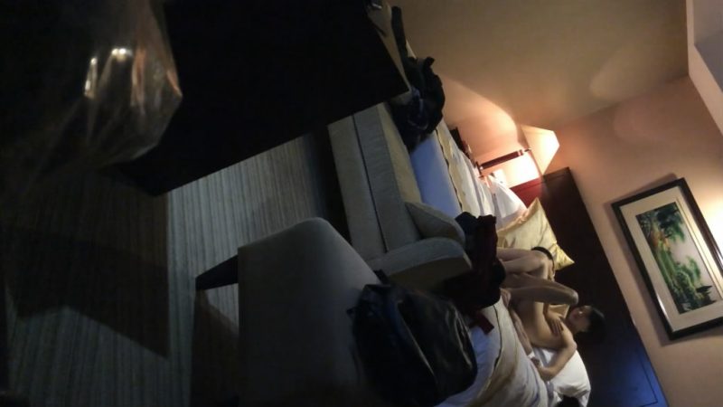 同学聚会多年不见已为人妇的初恋情人身材还保养得这么苗条酒店约炮-老宋小屋