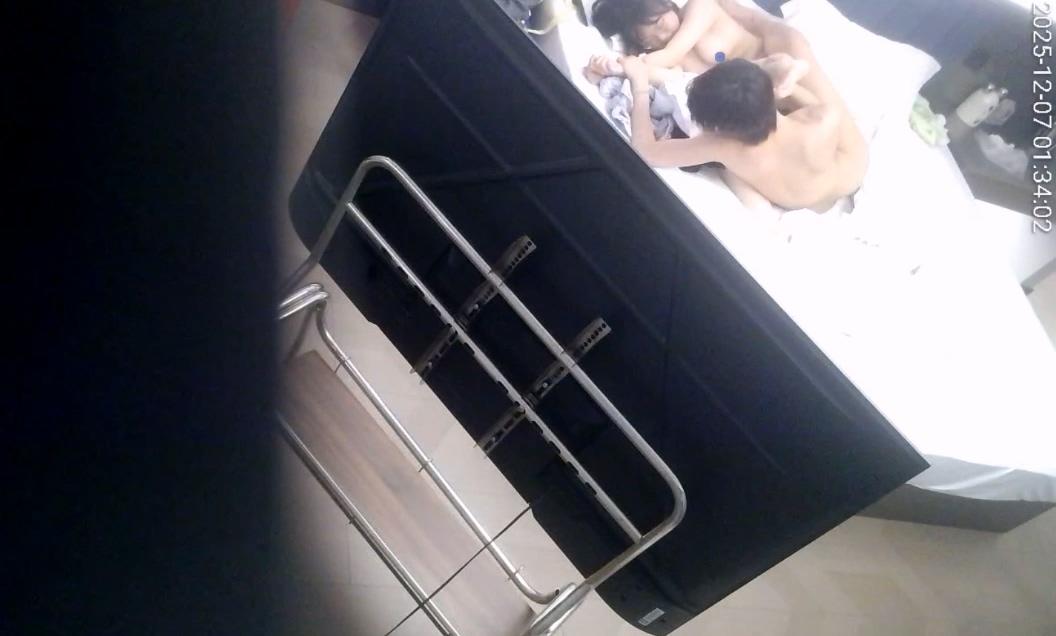 图片[5]-2025-12-7酒店偷拍 长相清纯女友被男友舔小穴后尽情玩操-老宋小屋