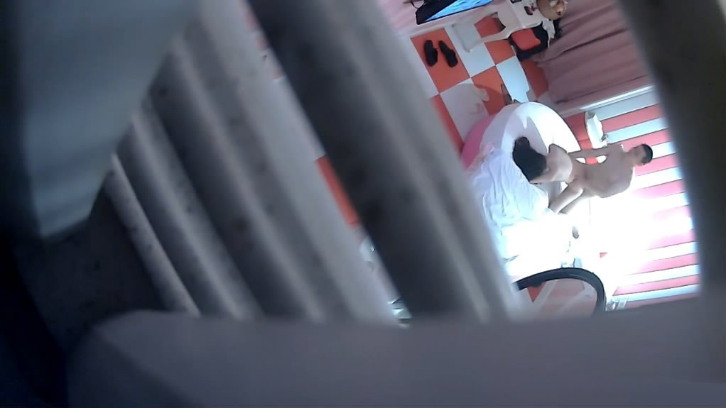 图片[4]-精品酒店新台圆床偷拍领导和身材不错的漂亮女秘书开房激情-老宋小屋