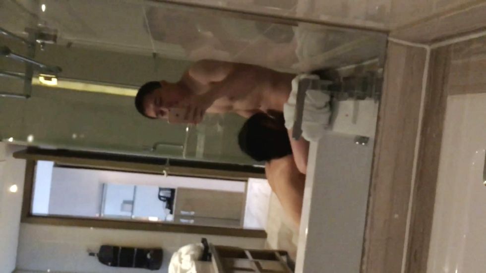 图片[2]-大三美女为了买名牌包包和室友攀比不惜和中年男酒店啪啪赚外快,-老宋小屋