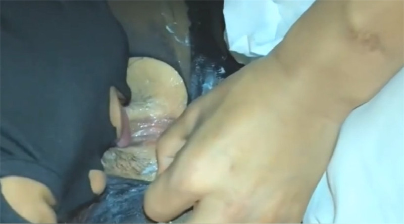 图片[4]-新婚娇妻刚下飞机就被我和体育生单男接到酒店玩弄-老宋小屋