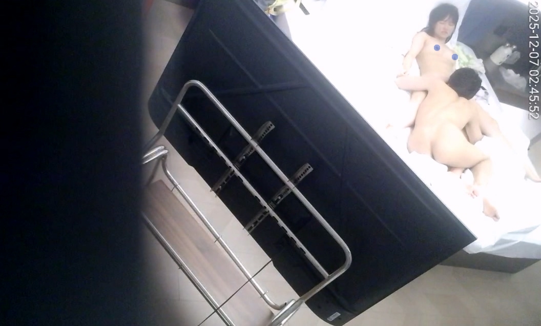 图片[10]-2025-12-7酒店偷拍 长相清纯女友被男友舔小穴后尽情玩操-老宋小屋