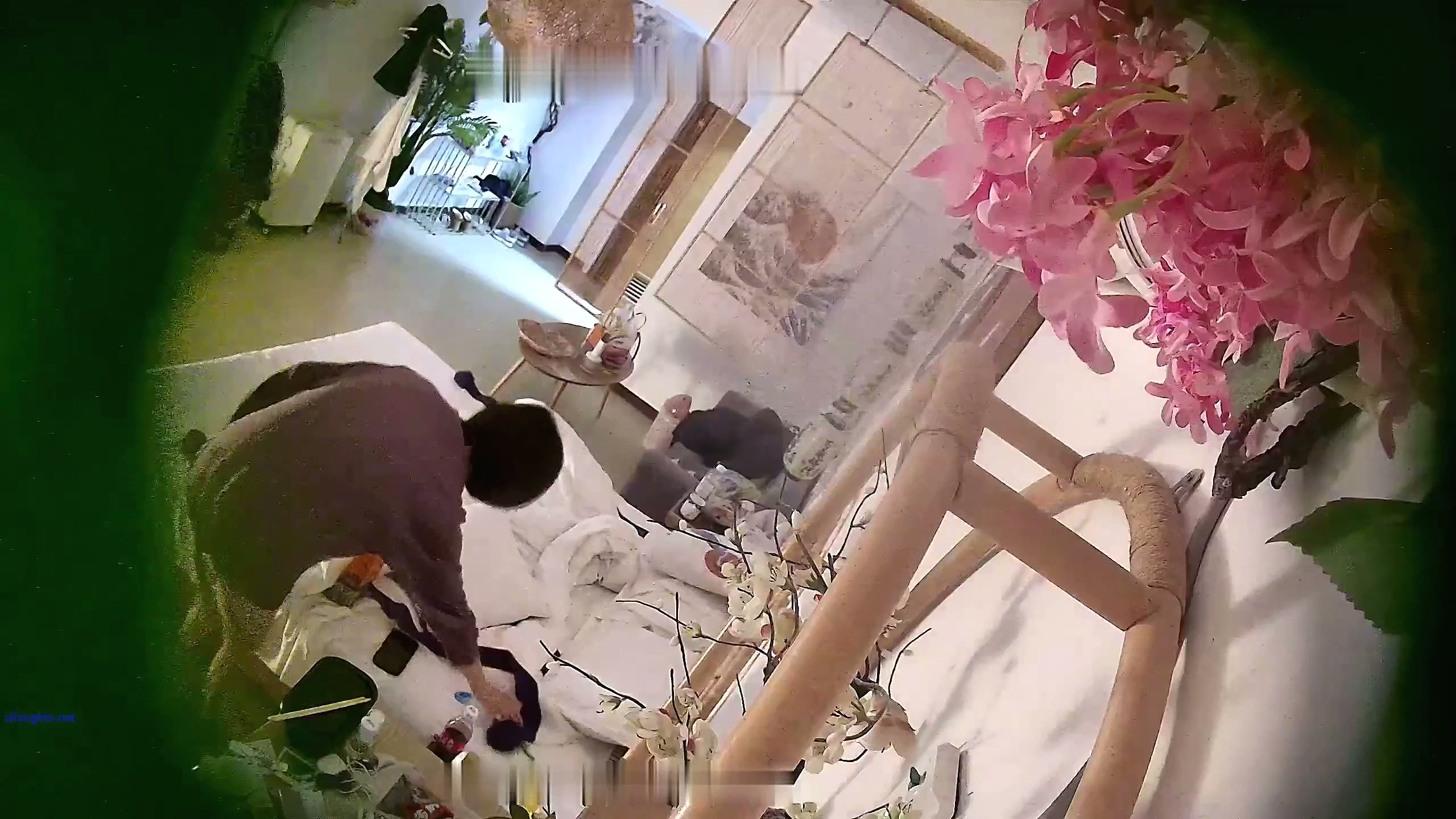 图片[6]-最新流出酒店偷拍 极品甜美女穿上女仆装小穴粉红叫声洪亮-老宋小屋