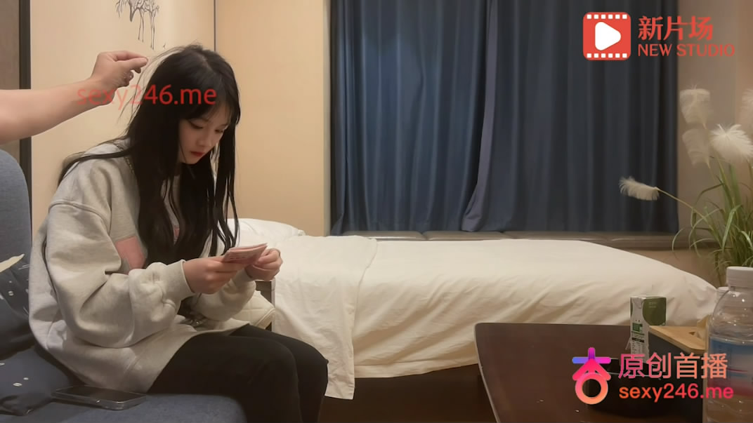 图片[2]-学生妹探花田伯光酒店约炮❤️刚破处没多久的在校清纯学生妹，身材高挑白嫩紧致[MP4/853MB]-老宋小屋