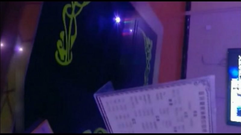 嫖妓达人九公子夜总会KTV包房私钟个长发苗条坐台小姐到情趣酒店开房啪啪草到妹子气喘嘘嘘-老宋小屋