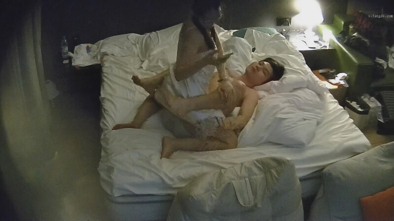 图片[2]-最新流出酒店高清偷拍本月战斗力最强颜值情侣9-26退房前最后疯狂榨干男友（6V)-老宋小屋