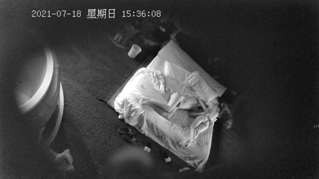 图片[1]-2021七月新流出情趣酒店树林房偷拍星期天休息约漂亮女网友见面开房对白清晰-老宋小屋