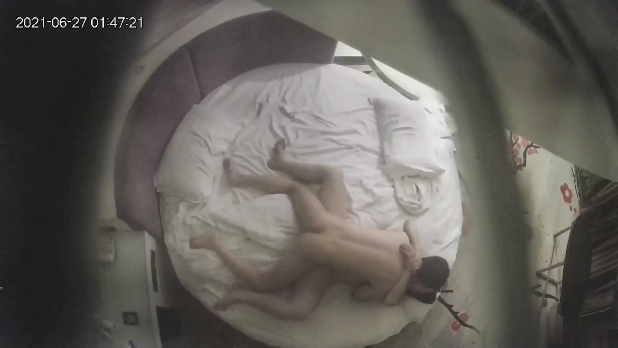 图片[1]-2021最新快绝迹非常珍稀的360摄像头酒店偷拍偷拍情趣大圆床（极品毒龙女友）-老宋小屋