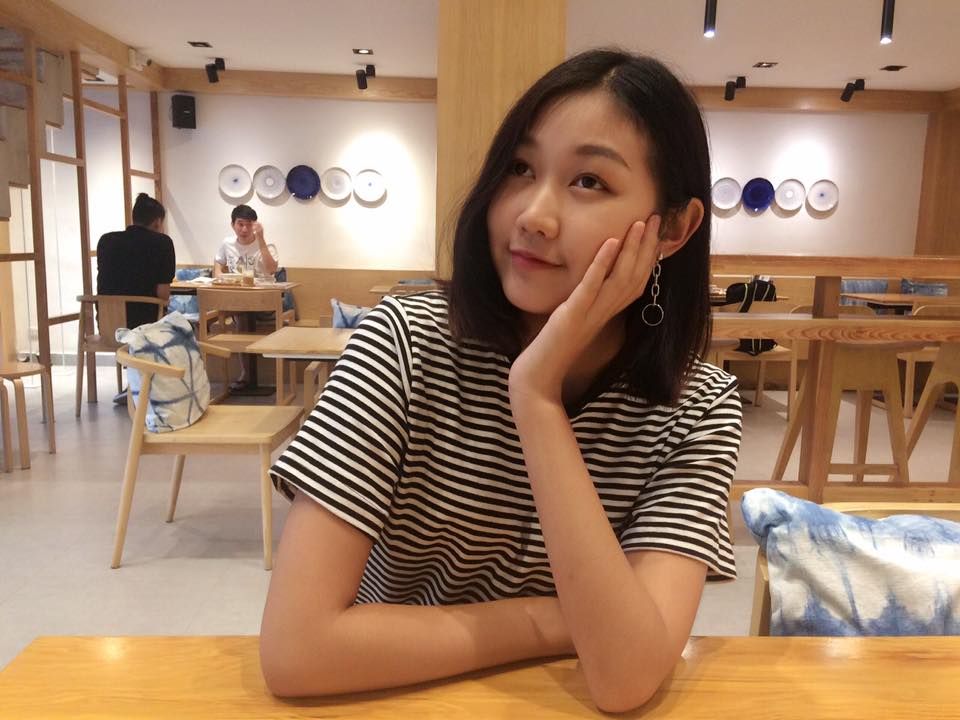 图片[5]-时尚大胸气质美女酒店包厢点餐时色诱新来的帅哥服务员,2人在餐坐上激情啪啪-老宋小屋