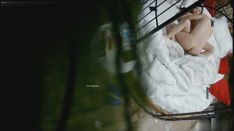 图片[5]-情趣酒店铁笼房高清偷拍❤️口味特别的富二代带了不少装备和女炮友开房把她草到杀猪嚎叫-老宋小屋