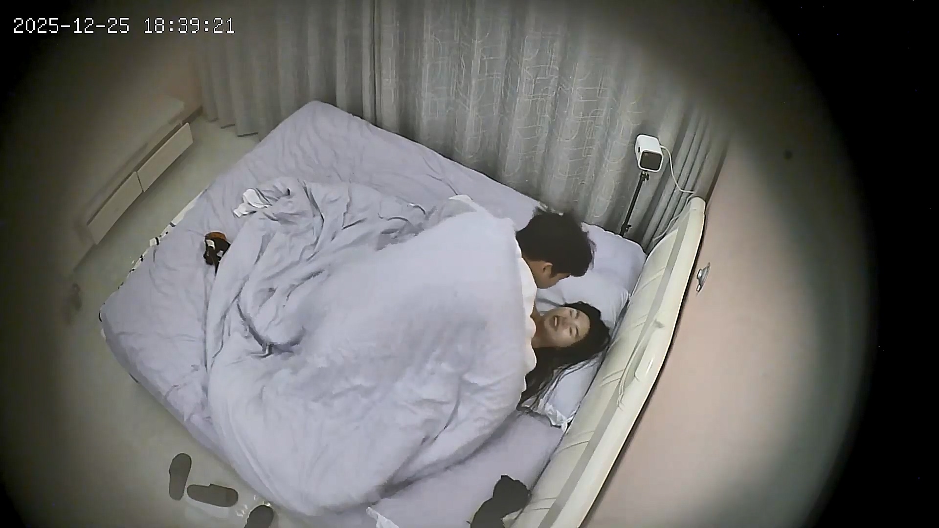 图片[13]-❤️20251227酒店针孔偷拍❤️浑圆奶白大胸妹子和男友酒店入住两天操四场-老宋小屋