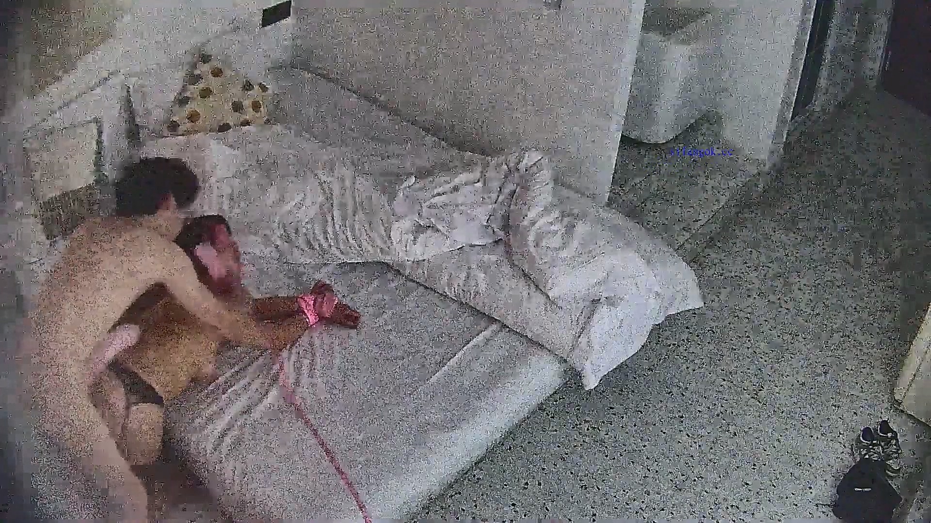 图片[2]-酒店偷拍大学小情侣捆绑肛塞黑丝操学妹的小嫩穴-老宋小屋