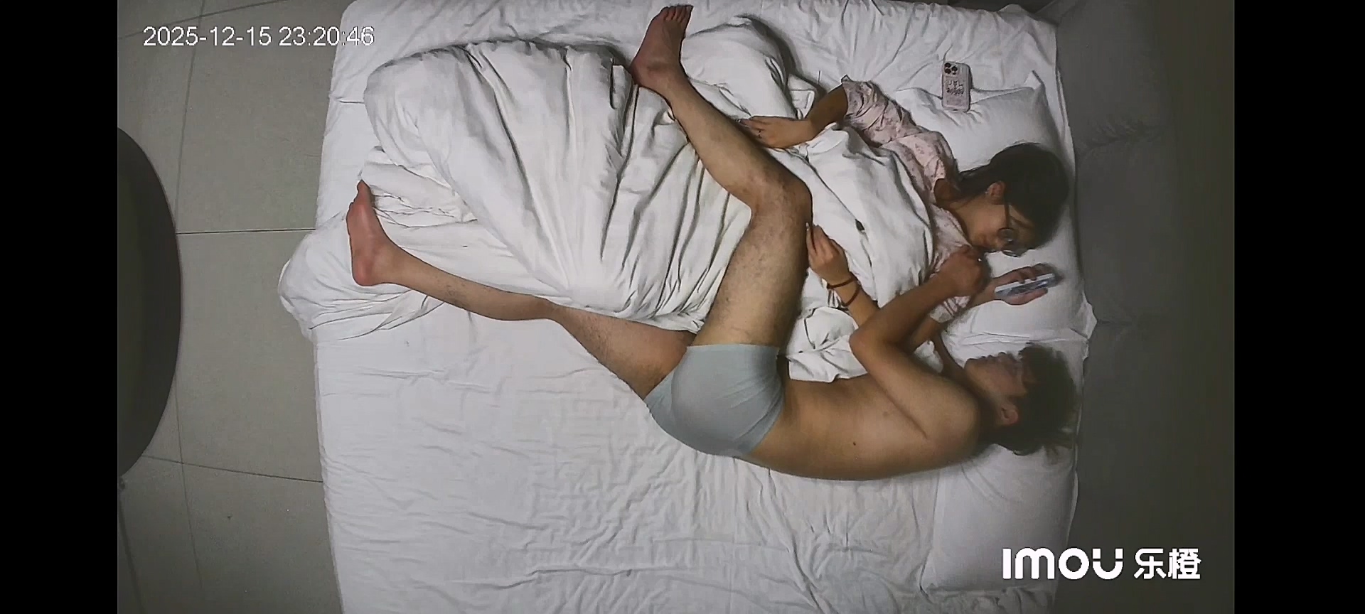 图片[17]-⭐⭐酒店针孔偷拍酒店收藏级独家台录制多位骚货和男友打炮-老宋小屋