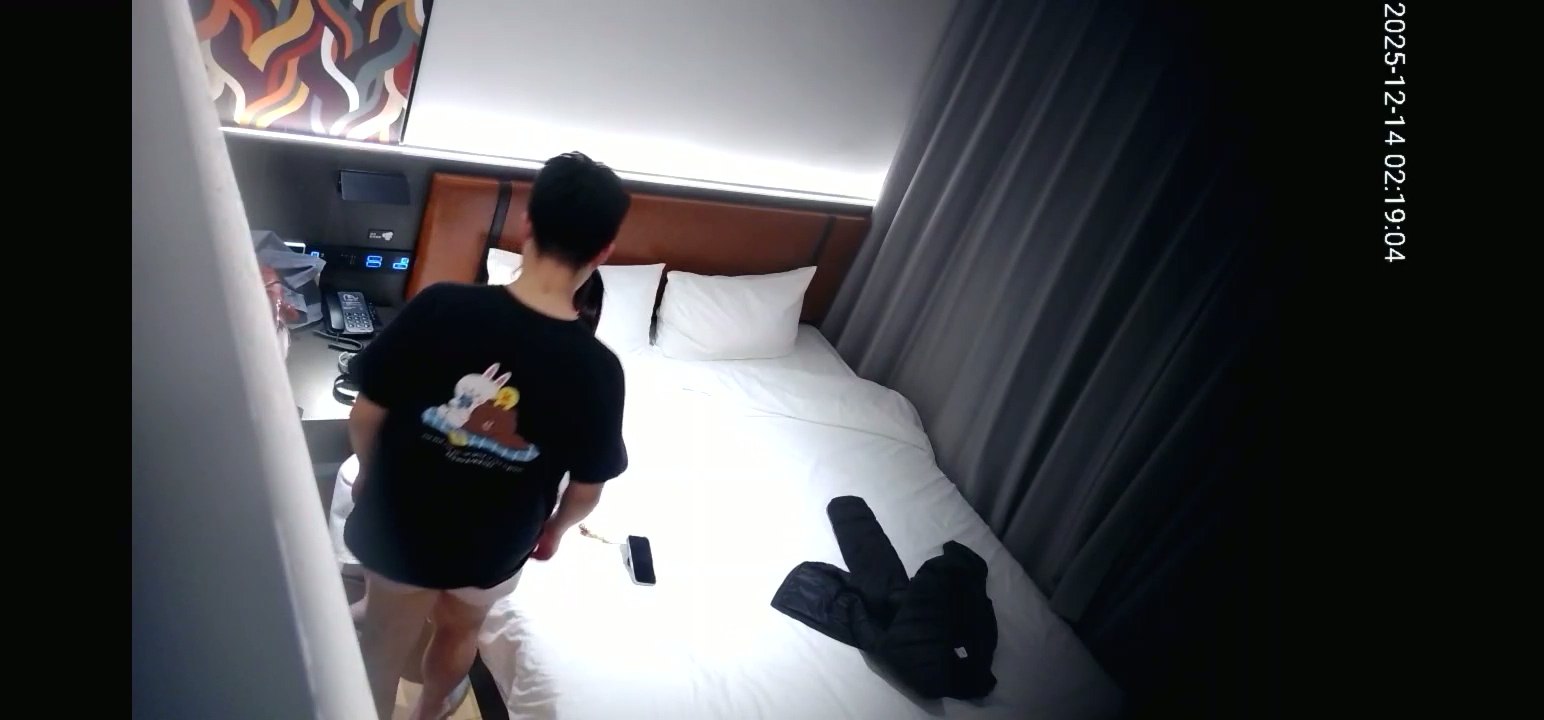 图片[8]-【酒店针孔偷拍】优质情侣开房做爱骚女友气质美女皮肤白嫩发骚了用脚丫子碰男友的鸡巴 炮火连天白天半夜操了好几次-老宋小屋