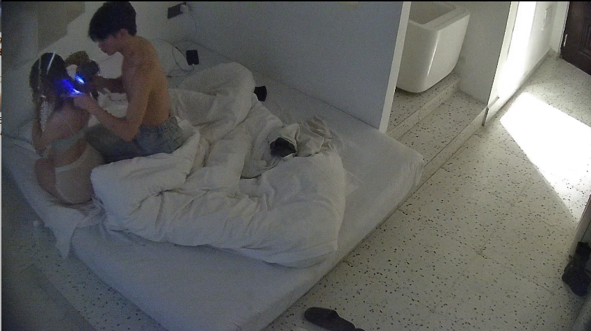 图片[13]-【酒店针孔偷拍】✅安防精品✅20260109✅清纯小酥胸学生妹✅贴心男友-老宋小屋