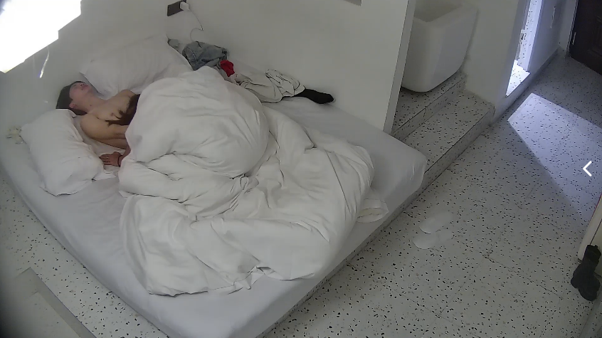 图片[12]-【酒店针孔偷拍】✅安防精品✅20260109✅清纯小酥胸学生妹✅贴心男友-老宋小屋