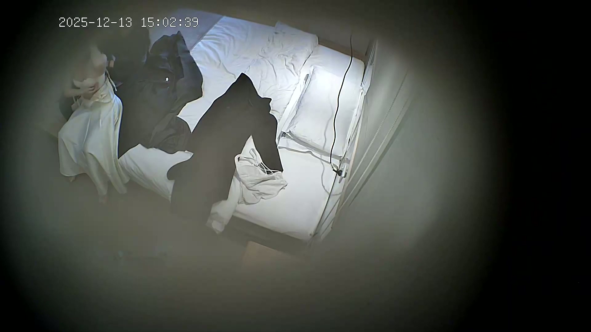 图片[2]-❤️20251214酒店针孔偷拍❤️参加婚礼的伴娘结束后被男朋友折叠起来狂操-老宋小屋