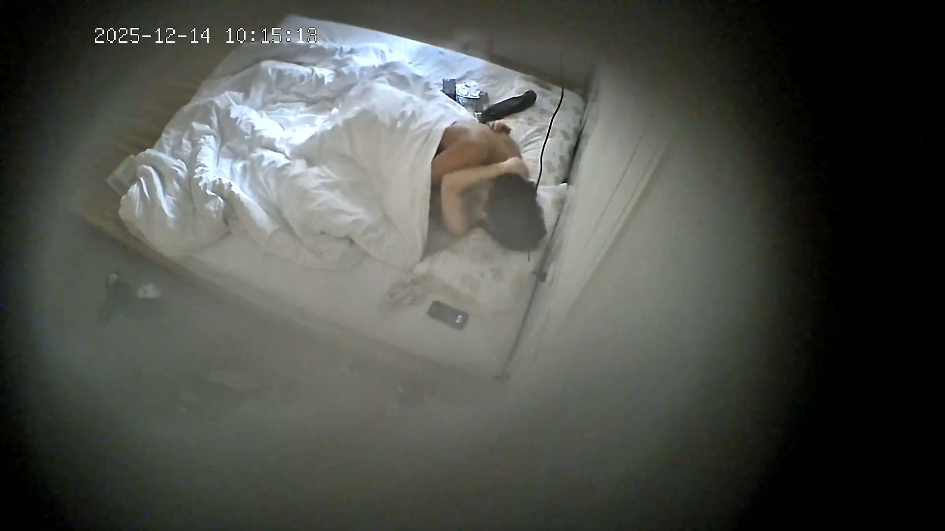 图片[28]-❤️20251214酒店针孔偷拍❤️参加婚礼的伴娘结束后被男朋友折叠起来狂操-老宋小屋