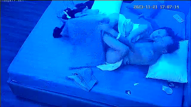 图片[8]-强推强推！酒店偷拍！长得非常漂亮的超高颜值大胸女神，竟被猥琐地中海大叔操了V (1)-老宋小屋