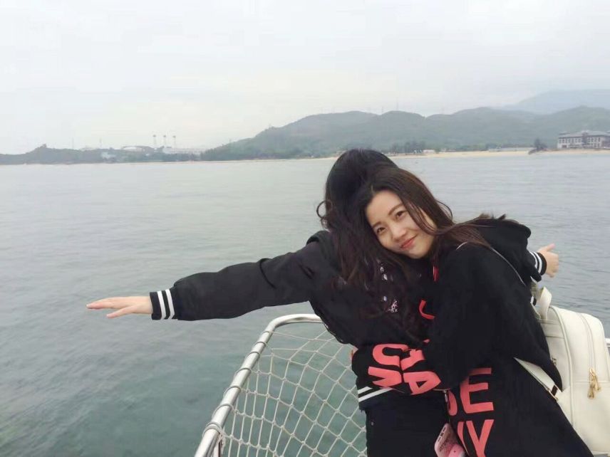 图片[1]-年气质小美女中招后在酒店被眼镜男把毛刮了,举起来操[MP4/334MB]-老宋小屋