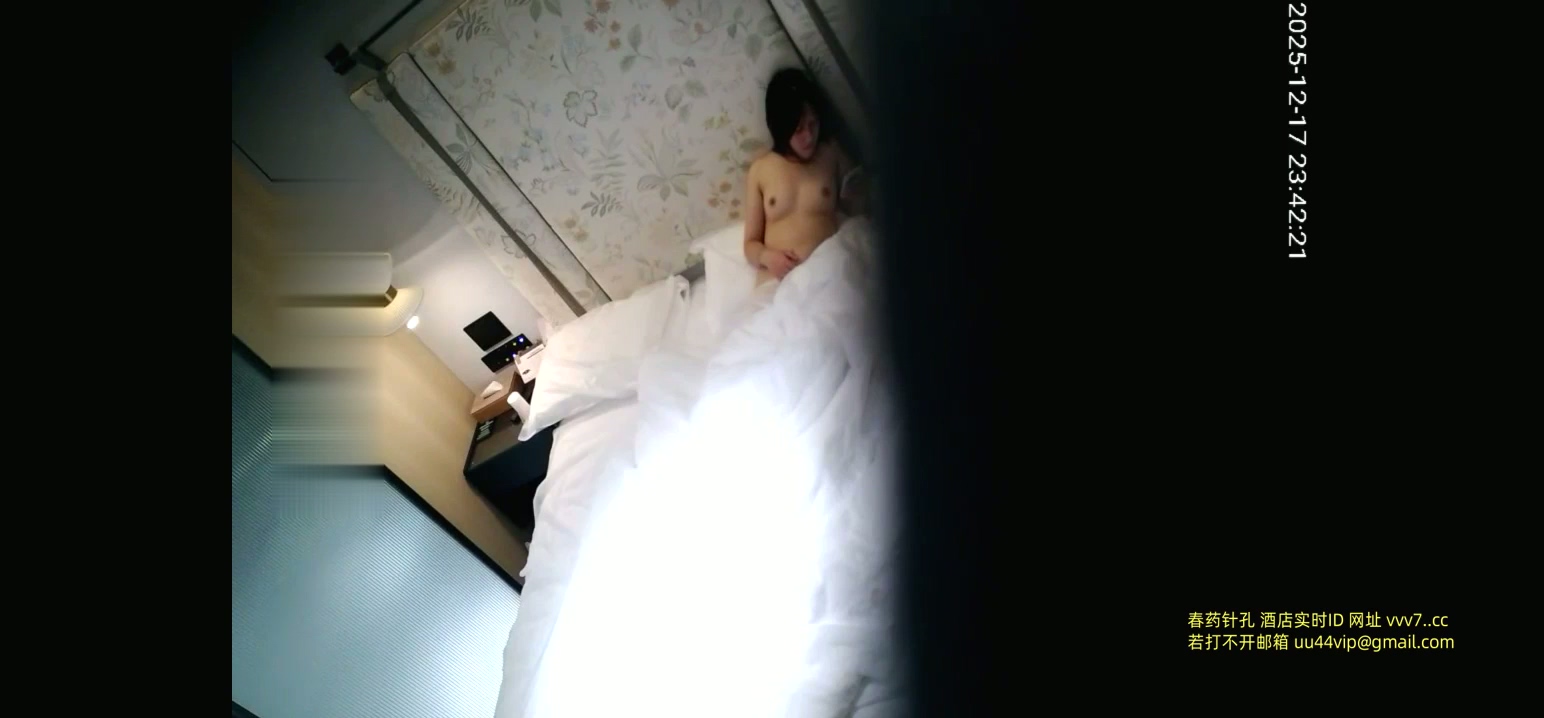 图片[12]-酒店针孔偷拍 颜值绝对够用的清纯美女开房做爱 奶子不小 被男友趴在上面怼-老宋小屋