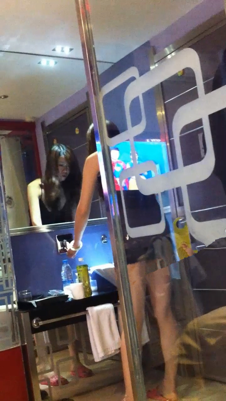 图片[1]-高級酒店與性感老婆開房打炮 妖嬈身姿黑絲誘惑足交后再操逼 高清國語對白-老宋小屋